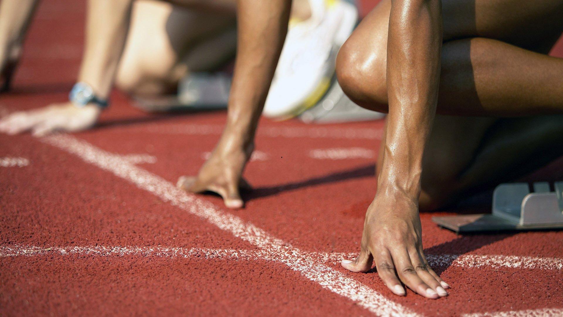 连胜终结折射成长阵痛 杨鸣赛后罕见动怒指向深层隐忧