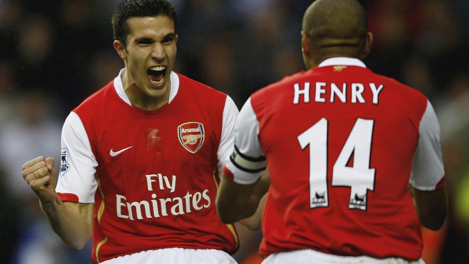 费拉拉点出尤文赛季定位，争冠非强制目标，但前四席位仍需全力竞逐